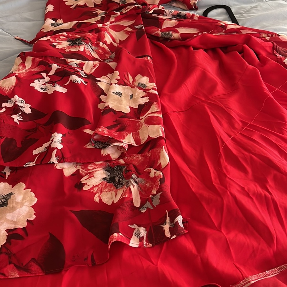 I.N.C. International Concepts. NWT. Size 16P. High/low floral wrap dress. - Picture 8 of 12